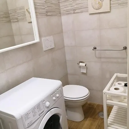 Flats 15 - New Opening